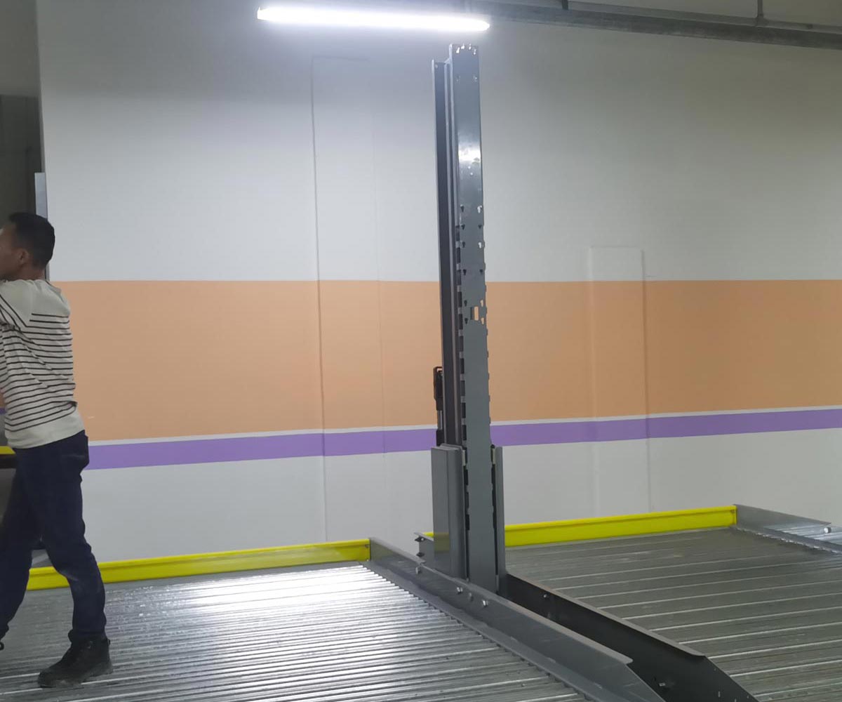巷道堆垛式機械立體羞羞羞视频在线播放設備出租.jpg